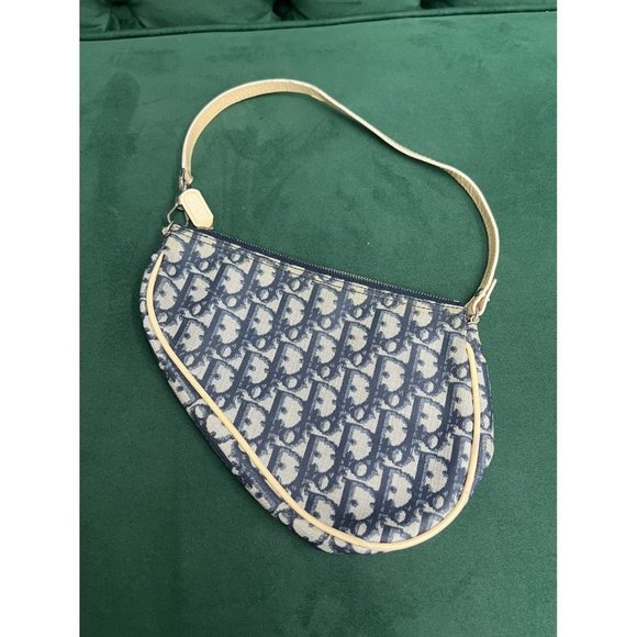 Dior Saddle Bag - Picture 3 of 8